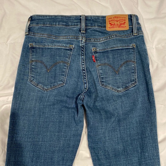 Levi skinny jeans - Picture 3 of 3